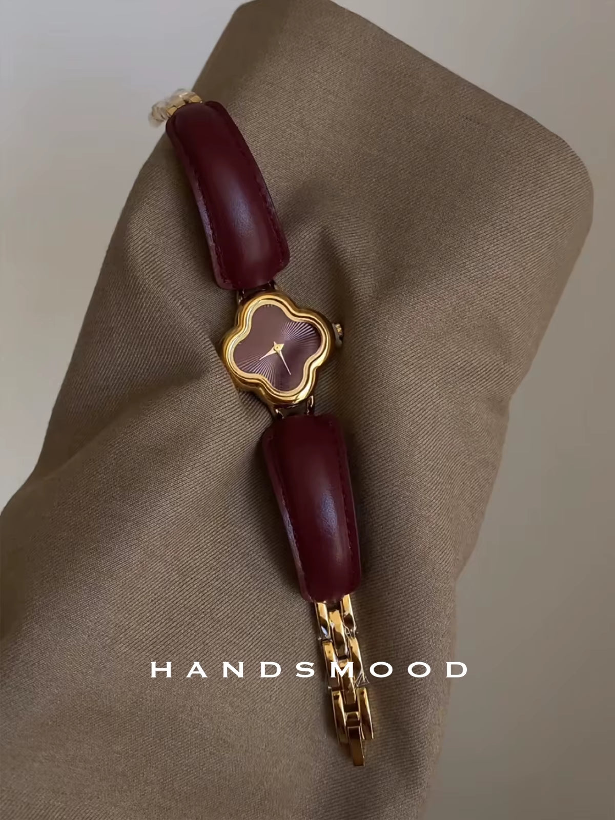 Watches for Women Fashion Temperament Gold Bracelet Casual Hundred Ladies Watches Quartz Watch Ladies Birthday Gift Box